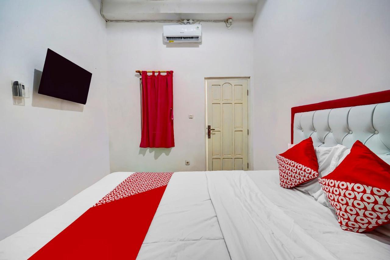 Super Oyo 91173 Guesthouse King Puntodewo Pakualaman Eksteriør billede